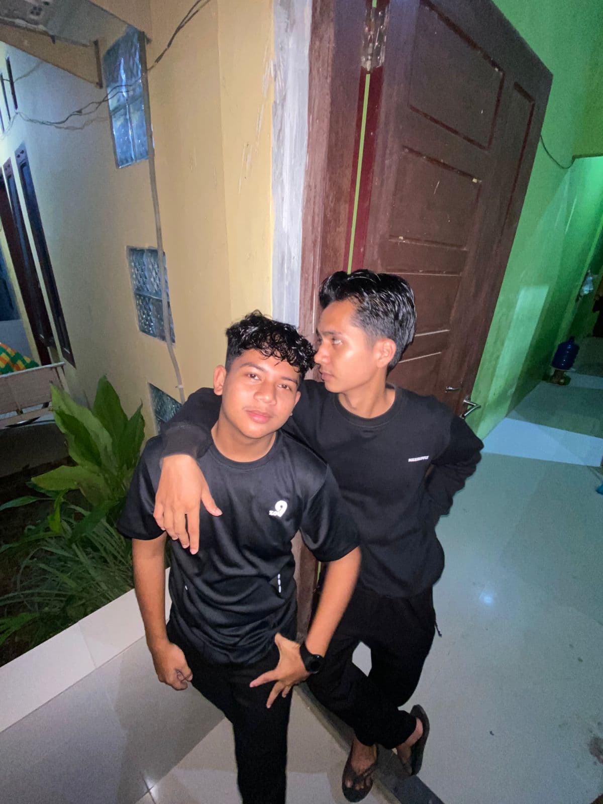 Dokumentasi Proyek 2